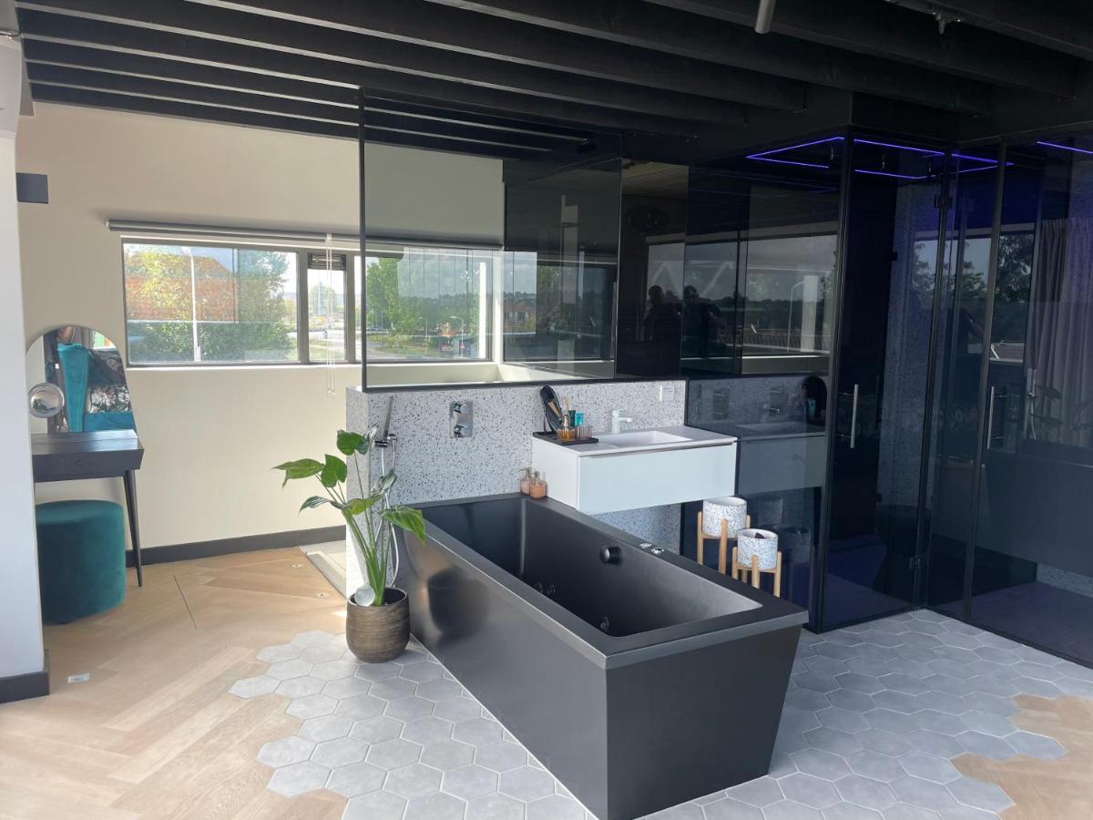 Above&Beyond - luxe suite met sauna en stoomdouche Zaandam Extérieur photo